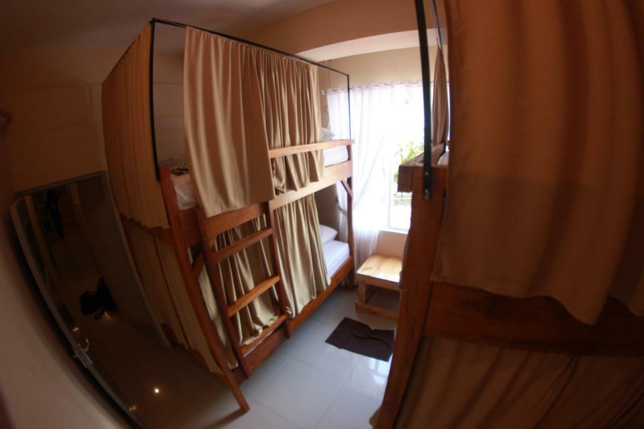 Kokos Hostel Padang City Экстерьер фото